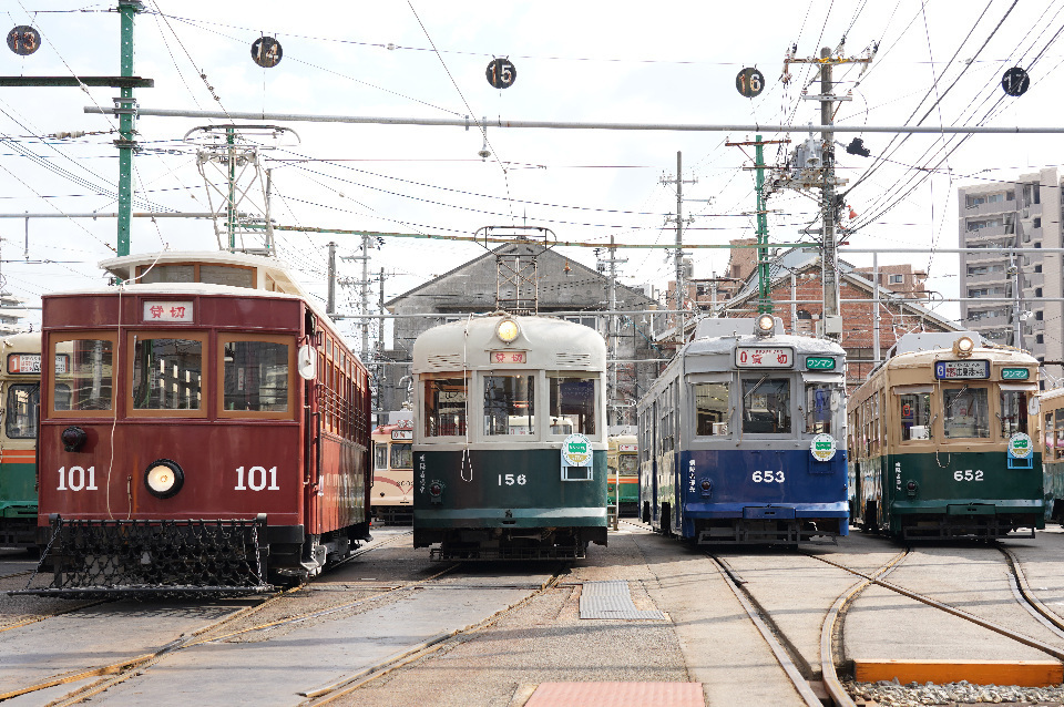 大正形電車 広電１００形電車: ひろしま紙工房